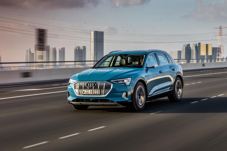  Audi e-tron 55 Quattro 2019 года  (WW) (фото 159 из 452)